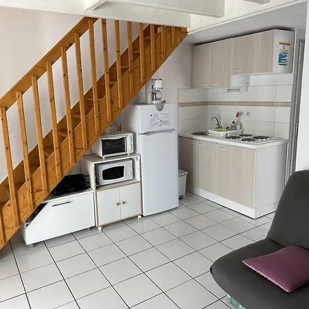 Apartment Holidayland 239 T3 Mezzanine 8 Couchages Climatise Avec Veranda *