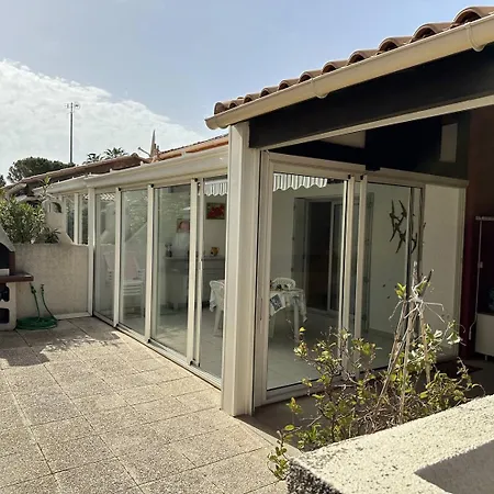 Holidayland 239 T3 Mezzanine 8 Couchages Climatise Avec Veranda